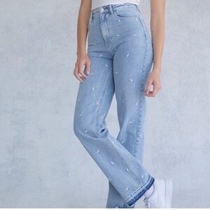 Pacsun Exclusive Play Boy Bunny Logo Mom Jeans Distressed Hem size 28